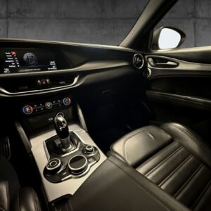 Alfa Romeo Stelvio - Bilde 11