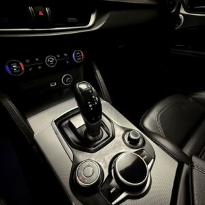 Alfa Romeo Stelvio - Bilde 17