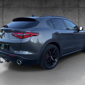 Alfa Romeo Stelvio - Bilde 4