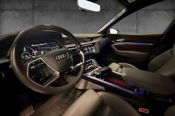 Audi e-tron