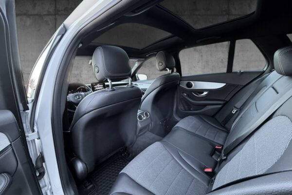 Mercedes-Benz C250