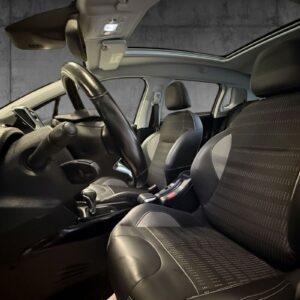 Peugeot 2008 - Bilde 9