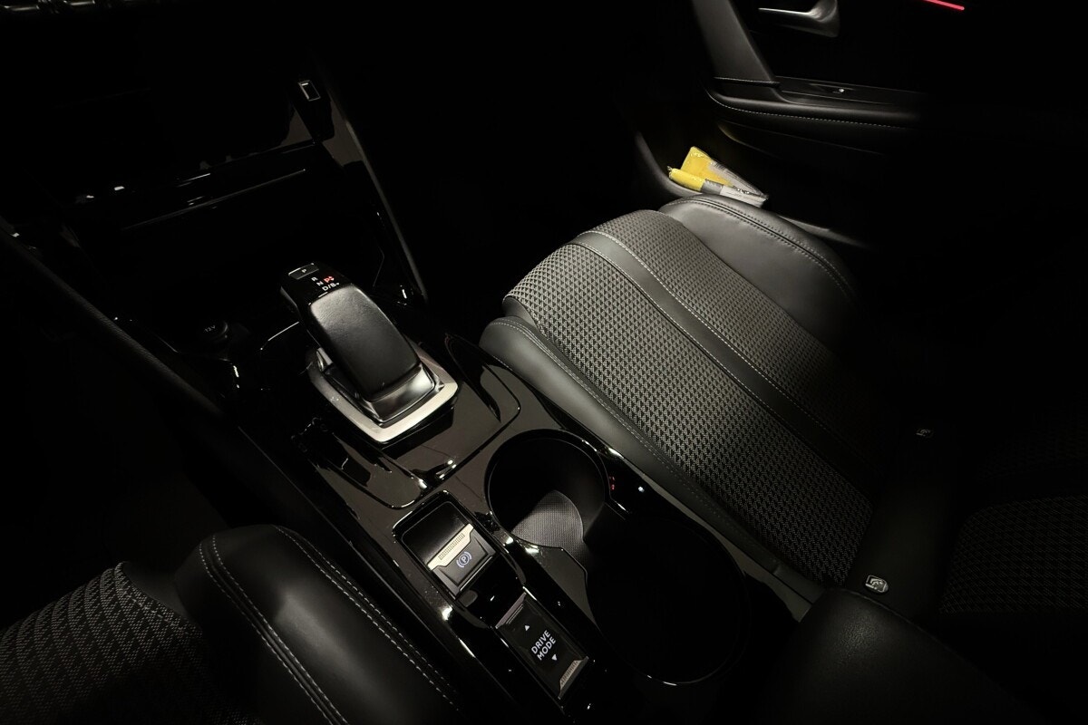 Peugeot 208 - Bilde 24
