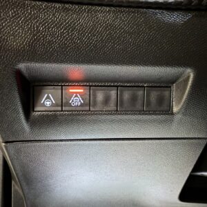 Peugeot e-2008 - Bilde 21