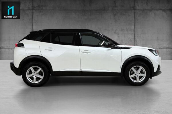 Peugeot e-2008