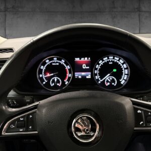 Skoda Superb - Bilde 17