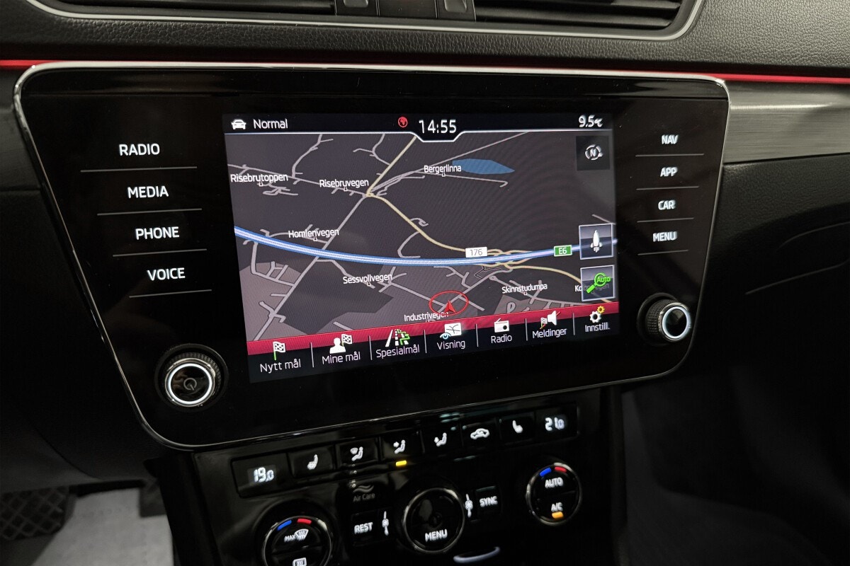 Skoda Superb - Bilde 20