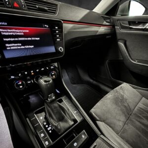 Skoda Superb - Bilde 25