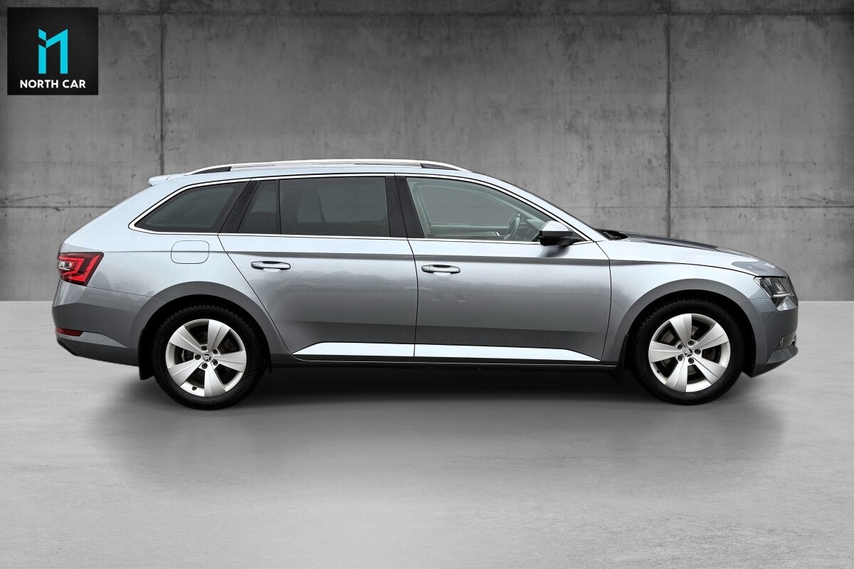 Skoda Superb - Bilde 4
