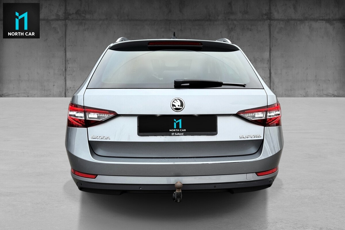 Skoda Superb - Bilde 6