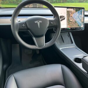 Tesla Model Y - Bilde 10