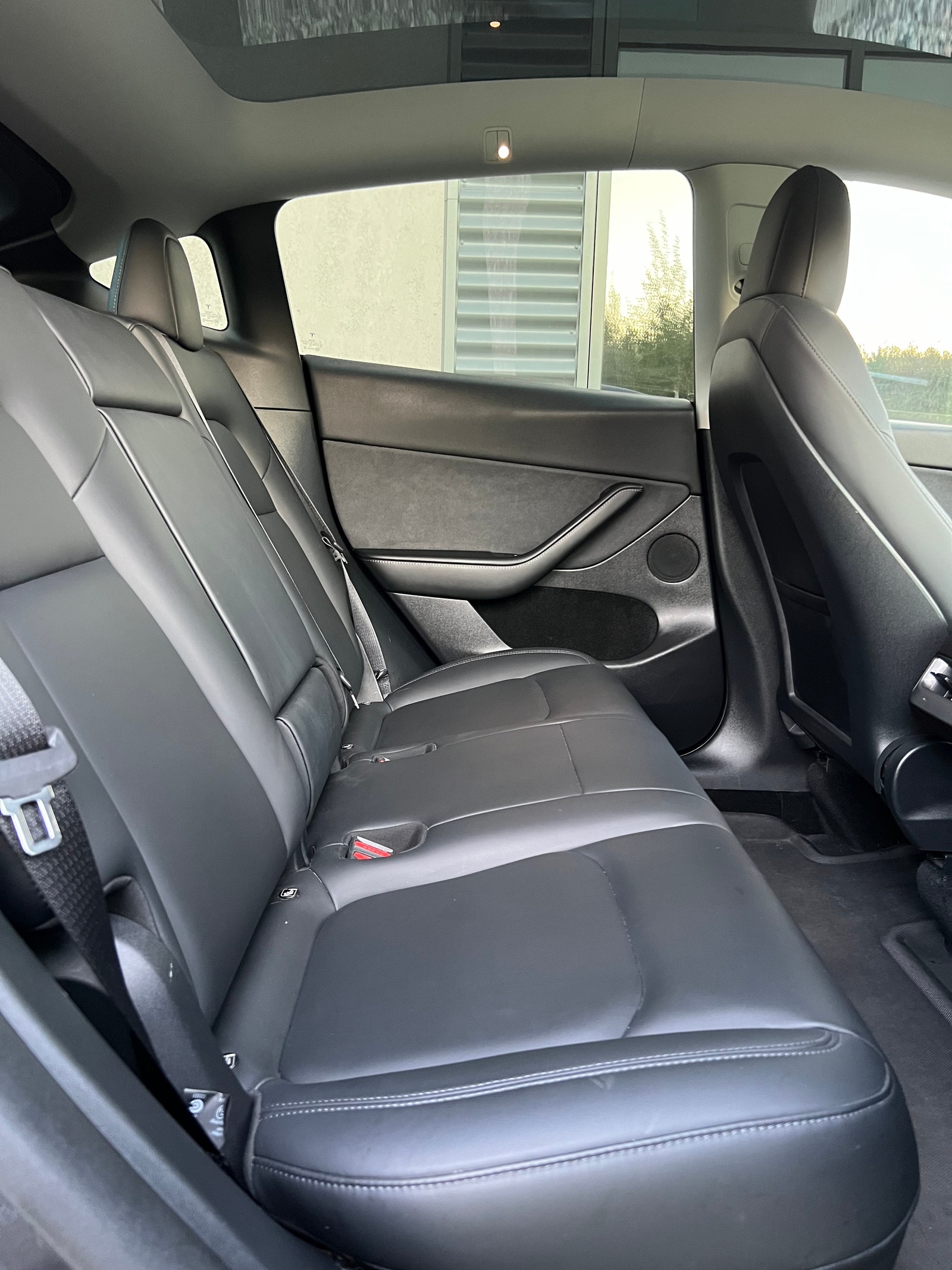 Tesla Model Y - Bilde 15