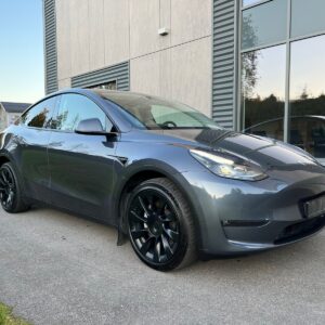 Tesla Model Y - Bilde 3