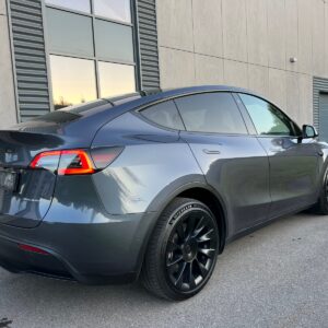 Tesla Model Y - Bilde 5