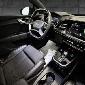 Audi Q4 e-tron - Bilde 13
