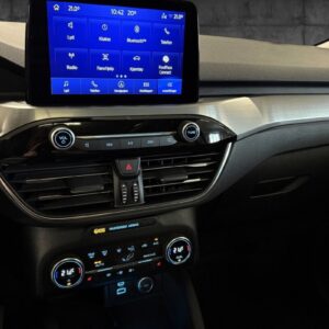 Ford Kuga - Bilde 25