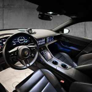 Porsche Taycan - Bilde 10